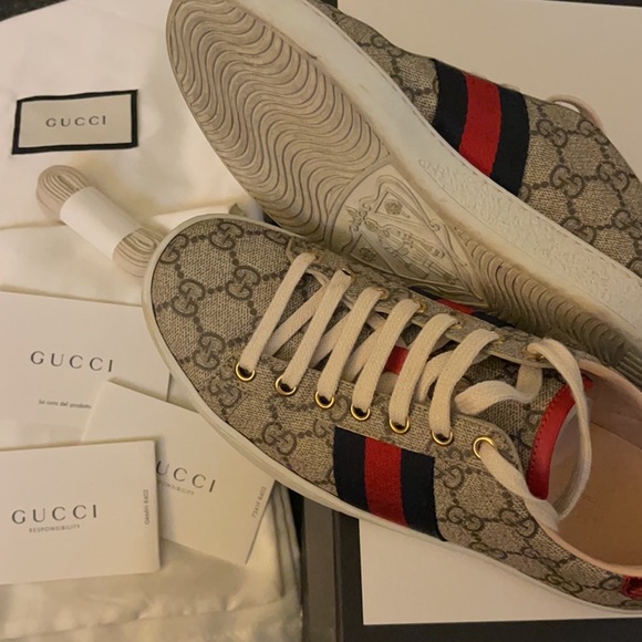 GUCCI SUPREME Aces Low 💯 Authentic - Picture 2 of 13
